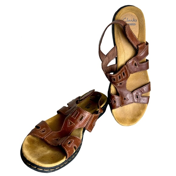 Clarks Shoes - Clarks Solf Cushion Collection Size 8 Brown Leather Adjustable Strap Sandals